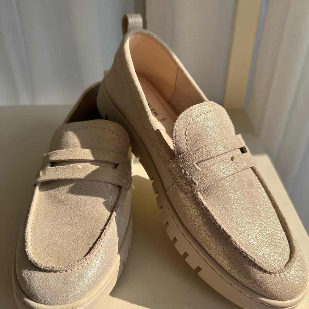 Anne Klein Gold Sparkle Loafers NWOT Size 8.5